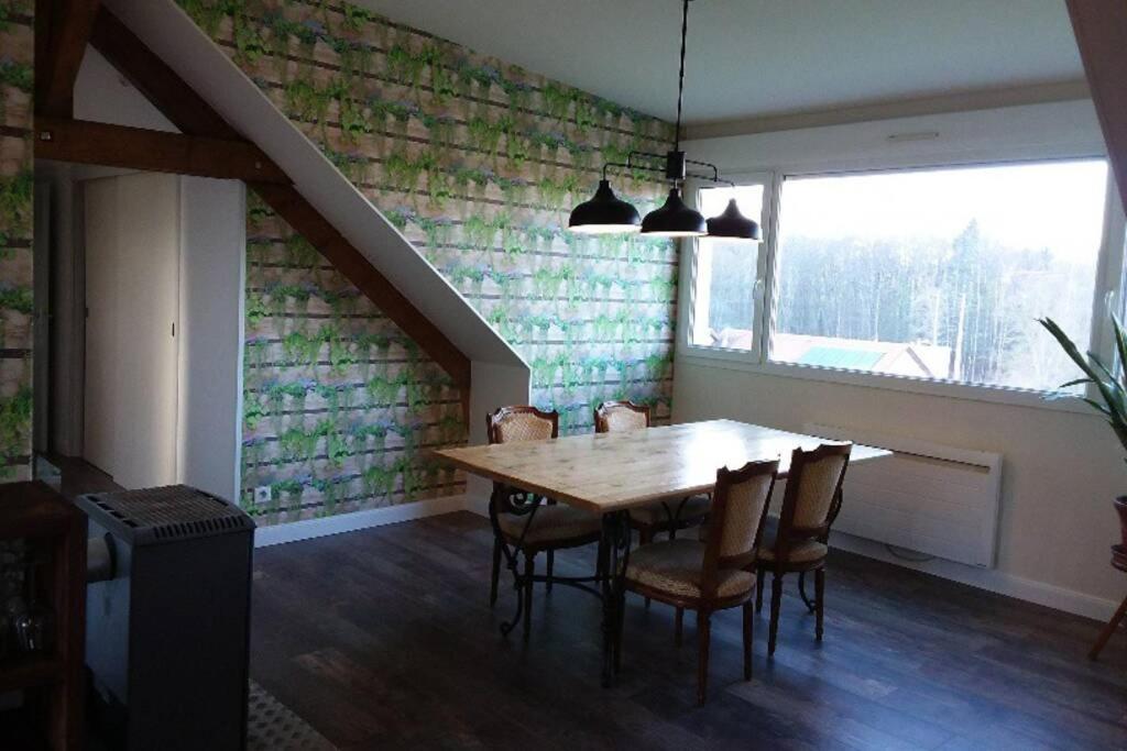 Appartement Lumineux, Calme Et Panoramique !! Pouligney-Lusans Exteriör bild